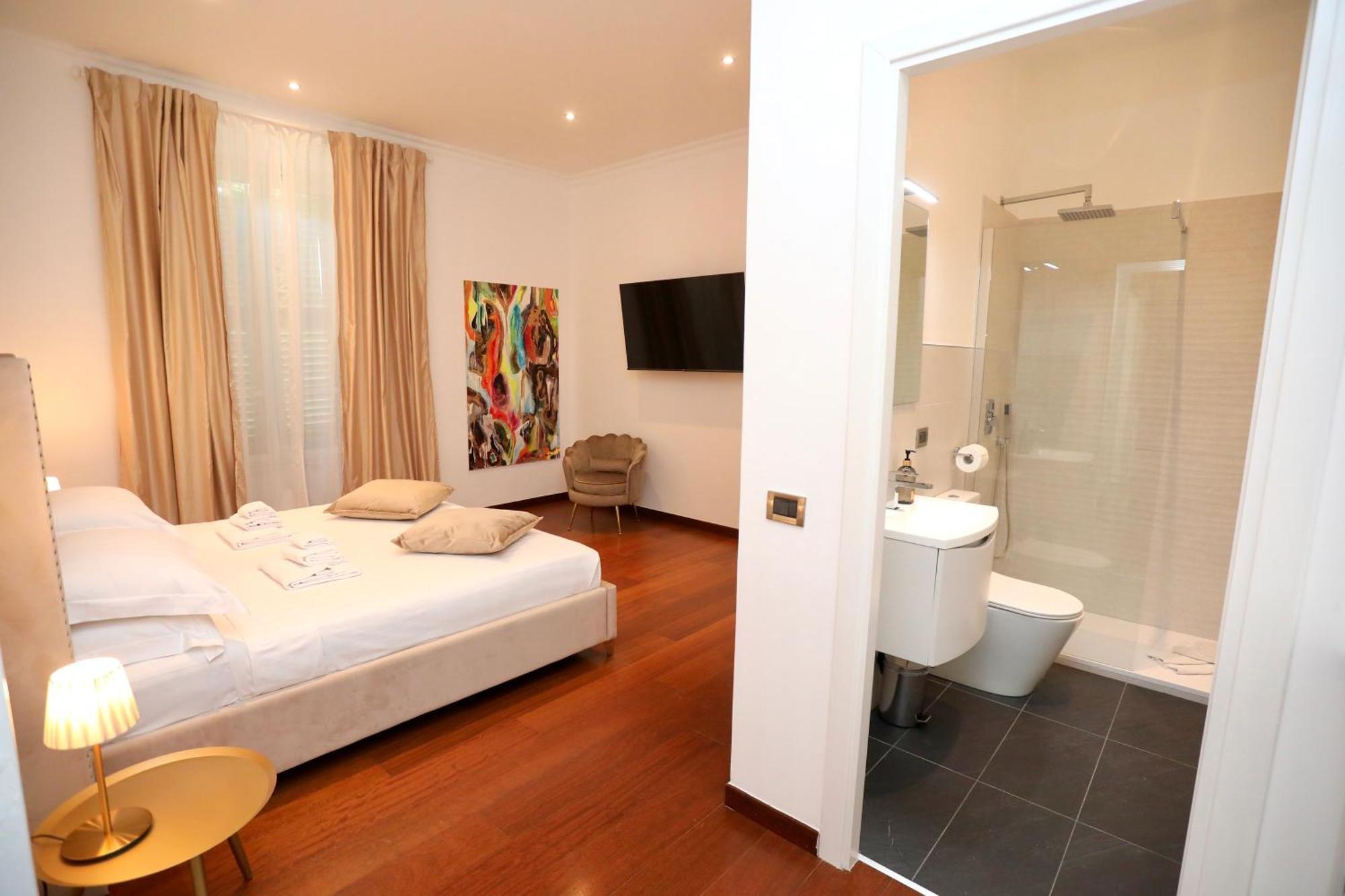 Prestige Crescenzio Apartment